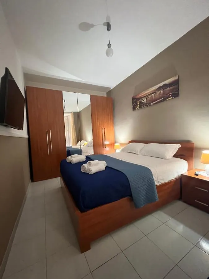 La Nova Apartment Naples Italy